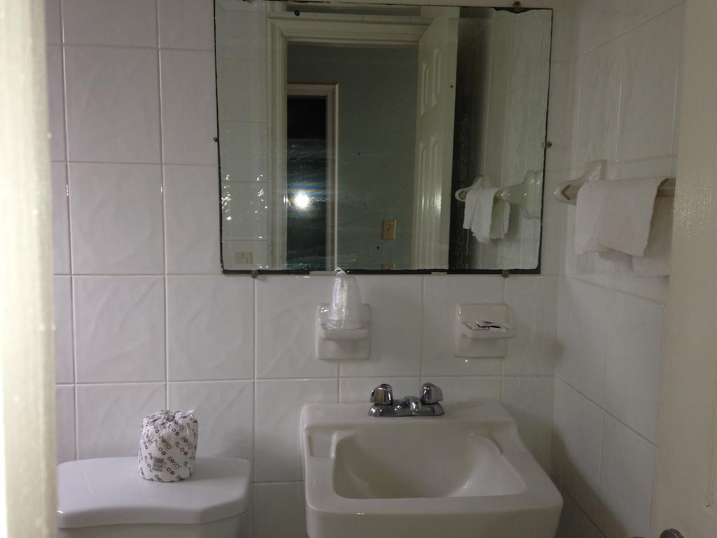 Palacio Inn Motel 마이애미스프링스 객실 사진