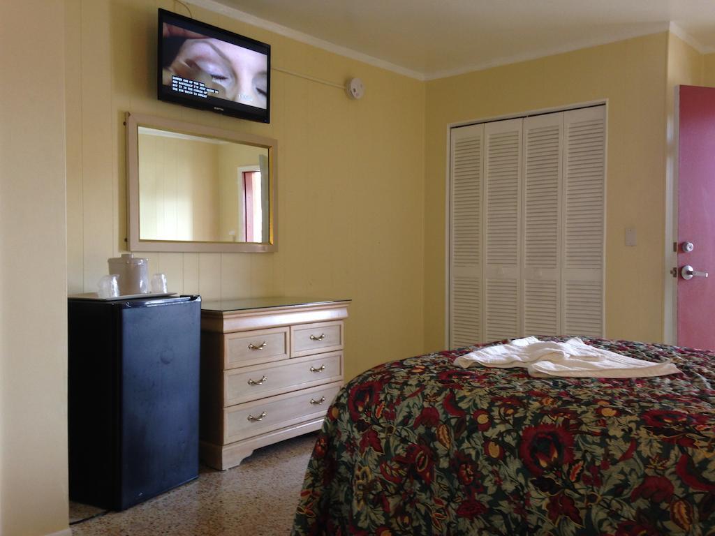 Palacio Inn Motel 마이애미스프링스 객실 사진